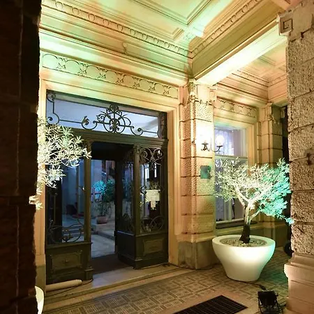 Riviera Penzion 2*