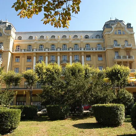 Penzion Riviera 2*