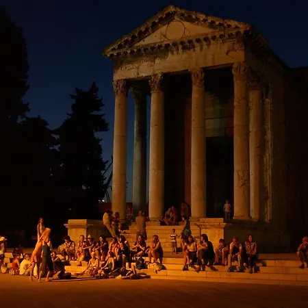 Riviera Pula